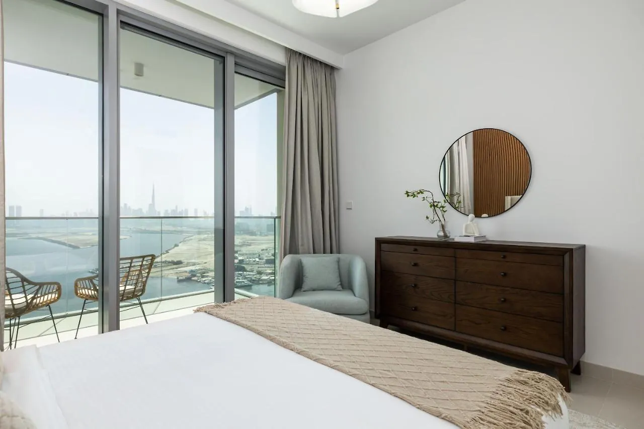 Apartment With Burj Khalifa And Water View In Creek Harbour Dubai