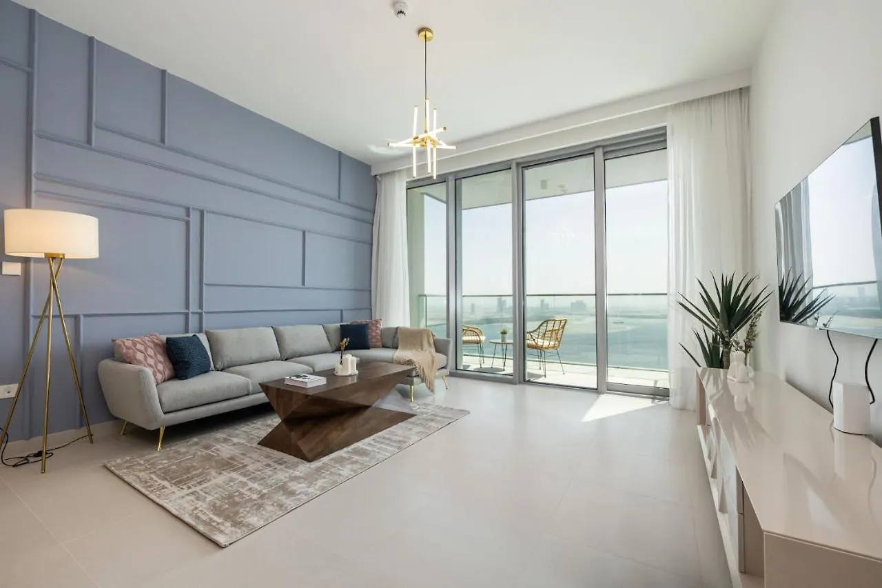 Apartment With Burj Khalifa And Water View In Creek Harbour Dubai